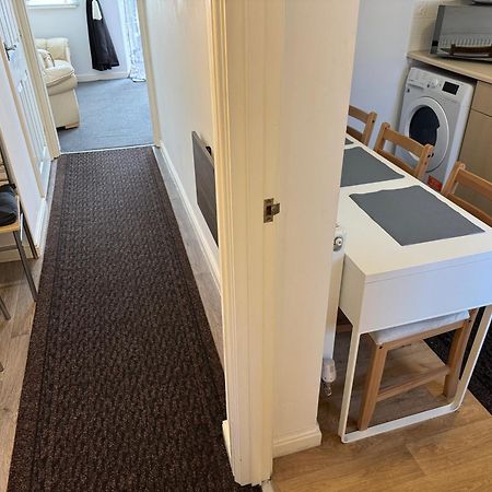 Stony Apartment House Doncaster Bagian luar foto