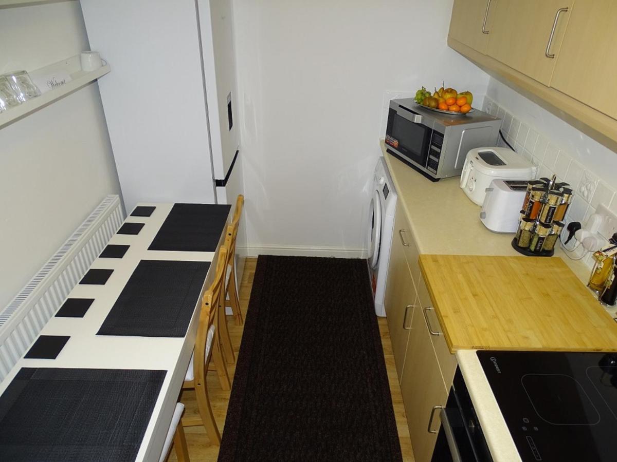 Stony Apartment House Doncaster Bagian luar foto