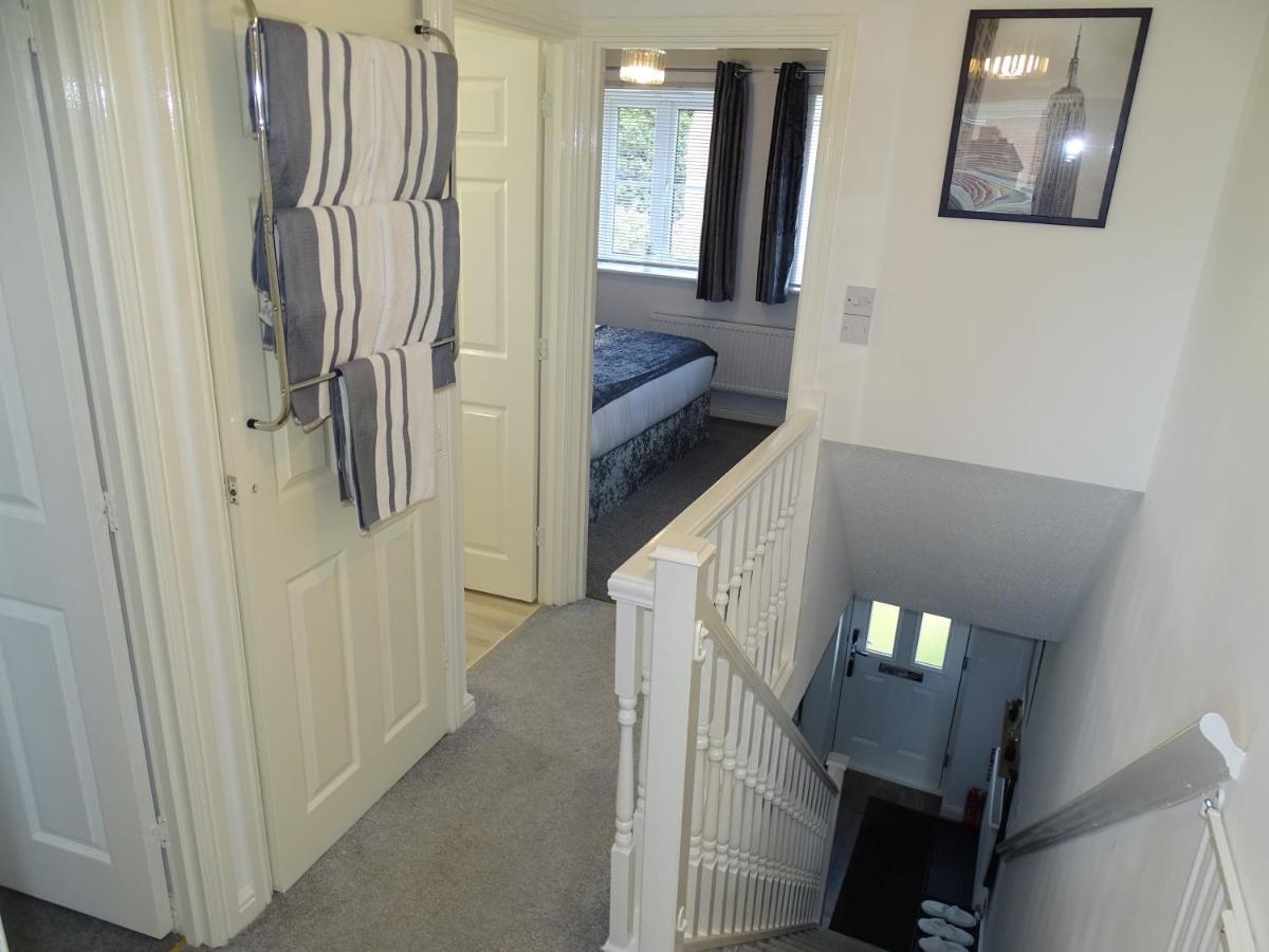 Stony Apartment House Doncaster Bagian luar foto